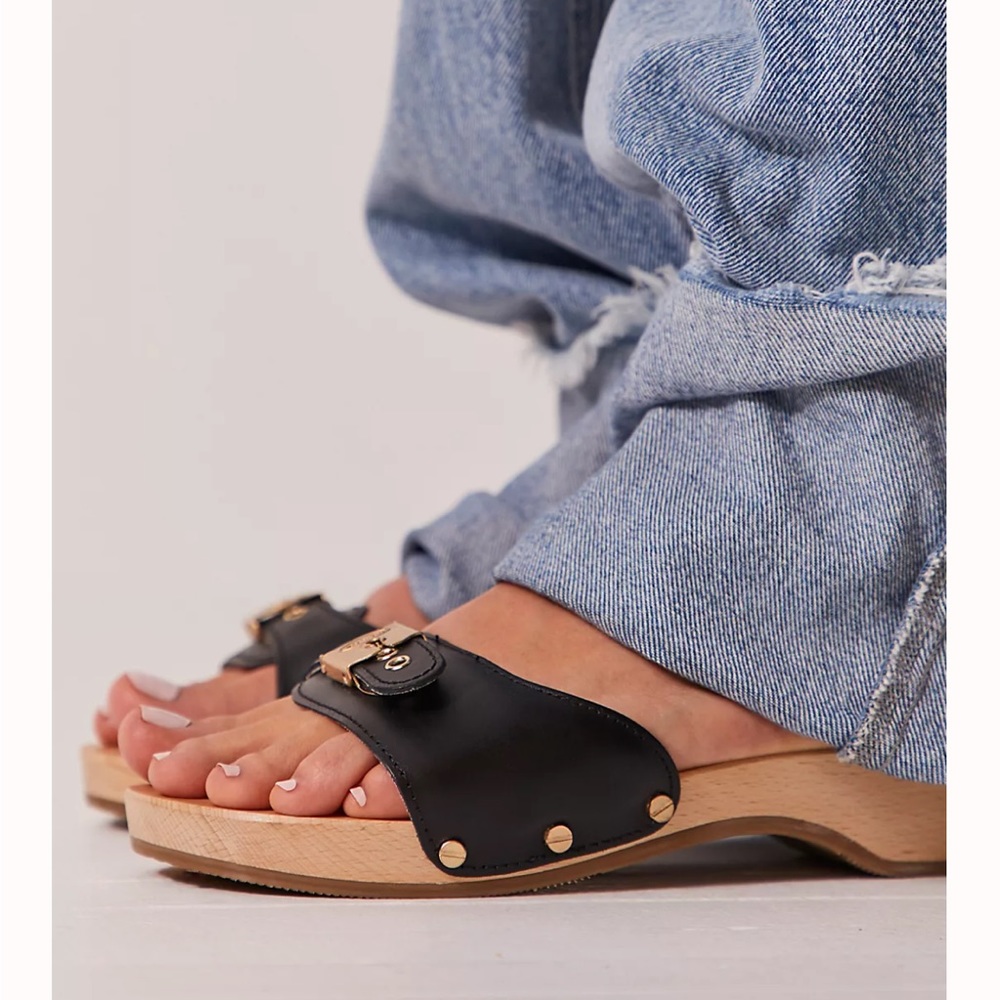 Dr. Scholl's Black Leather Clog Mules with Wood Look Sole
